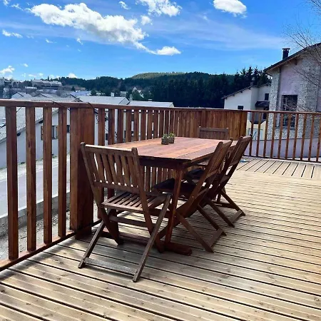 A De Type 4 Terrasse Formigueres